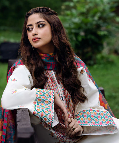 Sapphire - 3 PC Unstitched Khaddar Embroidered Shirt with Printed Pashmina Wool Shawl and Trouser - RF1218