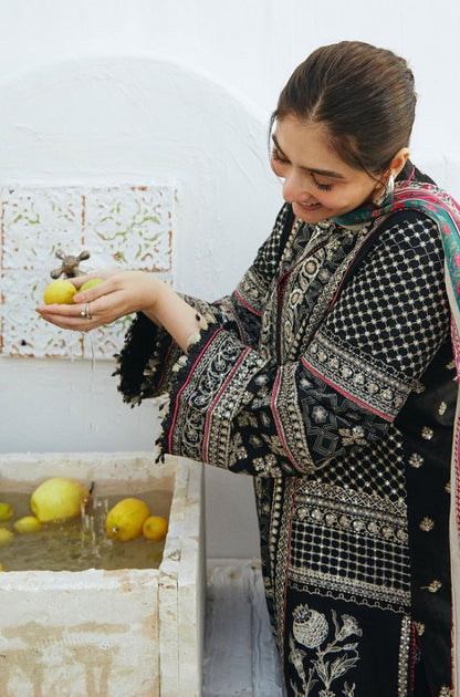 Zara Shah Jahan - 3PC Unstitched Lawn Embroidered Shirt with Digital Printed Silk Dupatta and Embroidered Trousers - RF1078